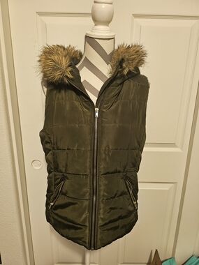 Love Tree Olive Green Quilted Puffer Vest with Faux Fur Hood